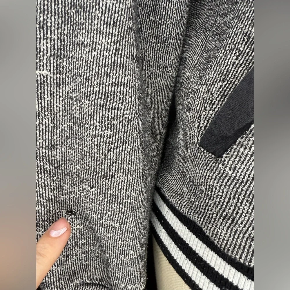True Religion Button-Up Cardigan Sweater – Men’s Size M